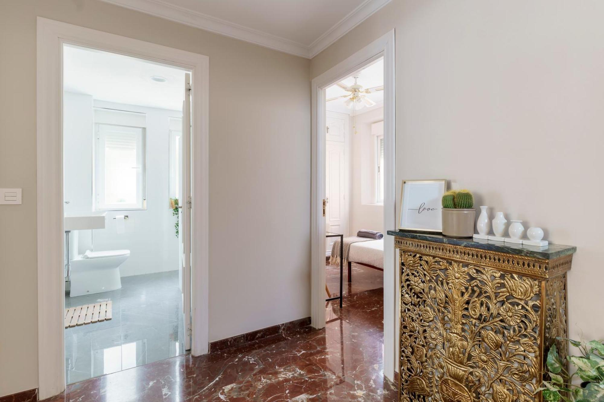 Casa La Fontana - Hostatel Bed & Breakfast Granada Exterior photo