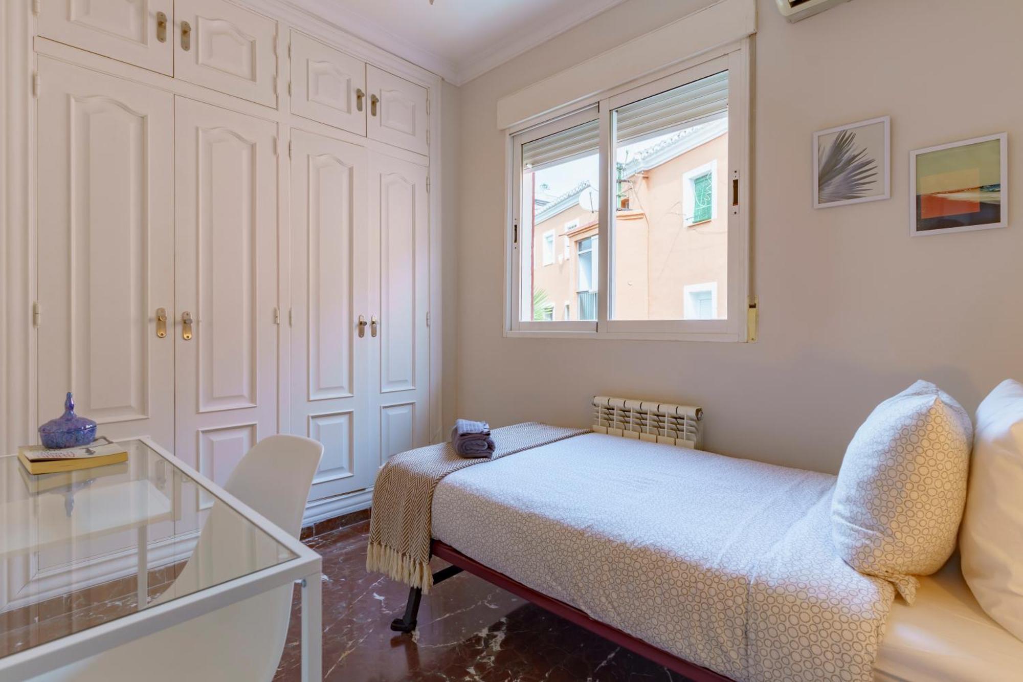 Casa La Fontana - Hostatel Bed & Breakfast Granada Exterior photo