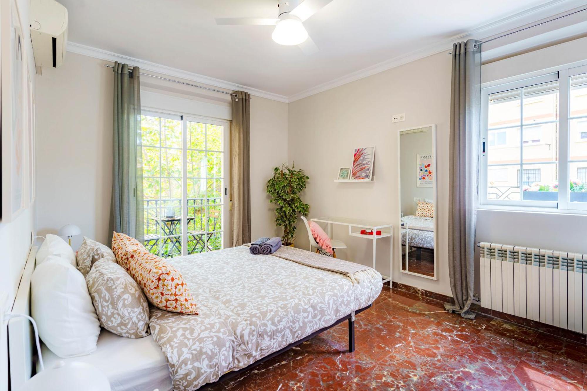 Casa La Fontana - Hostatel Bed & Breakfast Granada Exterior photo